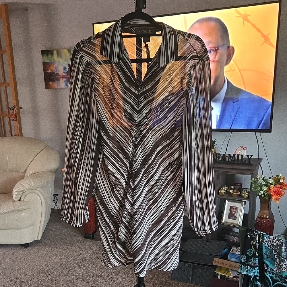 Lane Bryant Black and White Striped Blouse  ✨️  SIZE 14/16 ⭐️ ✨️